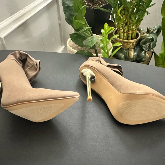 Fashion Nova she’s going places ankle bootie jade chocolate - Picture 9 of 10